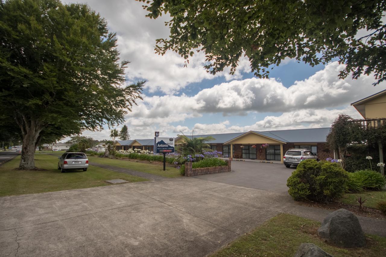 Antonio Mews Motel Stratford Exterior photo